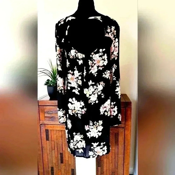 ❤️ Lily Morgan Long Sleeved Floral Dress Size Medium - Picture 3 of 11